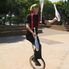 dani martin unicycle7